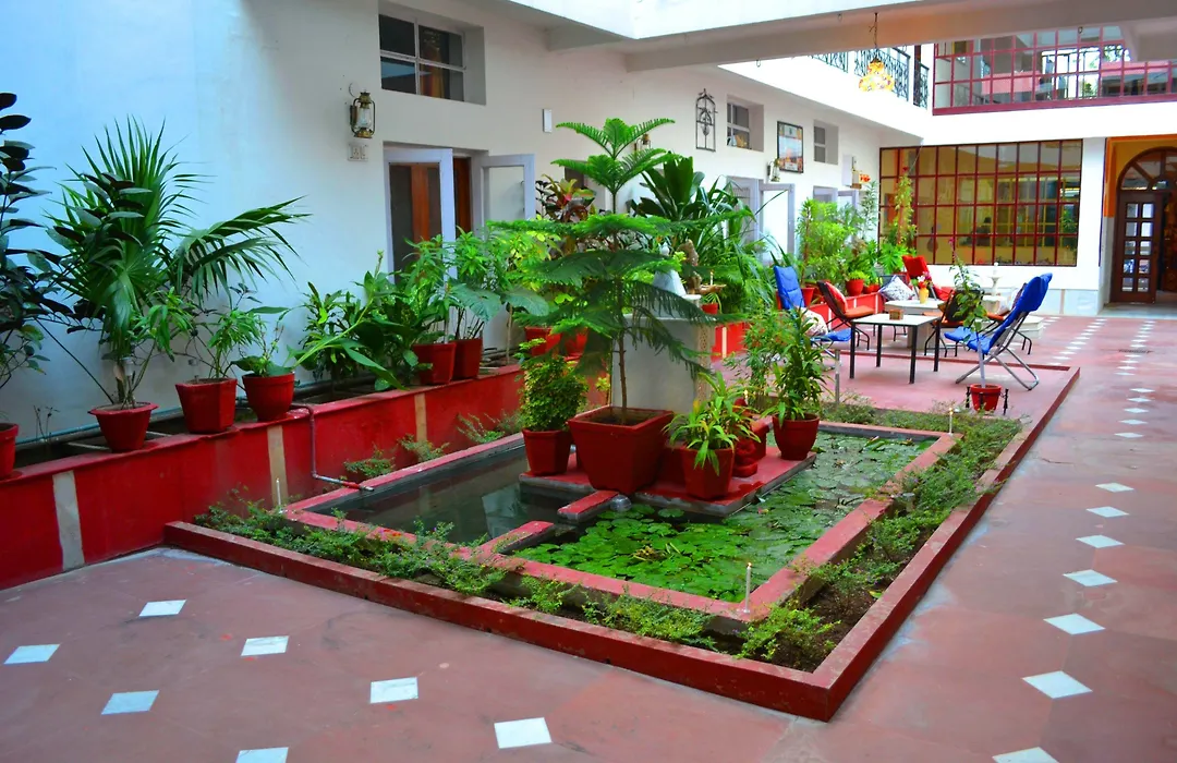 Hotel Harmony-1
